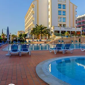 hotellátogatás
